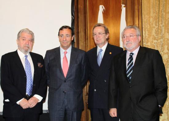 Mario Mingo y Bernat Soria con el Presidente y el Secretario de la Fundación Bam